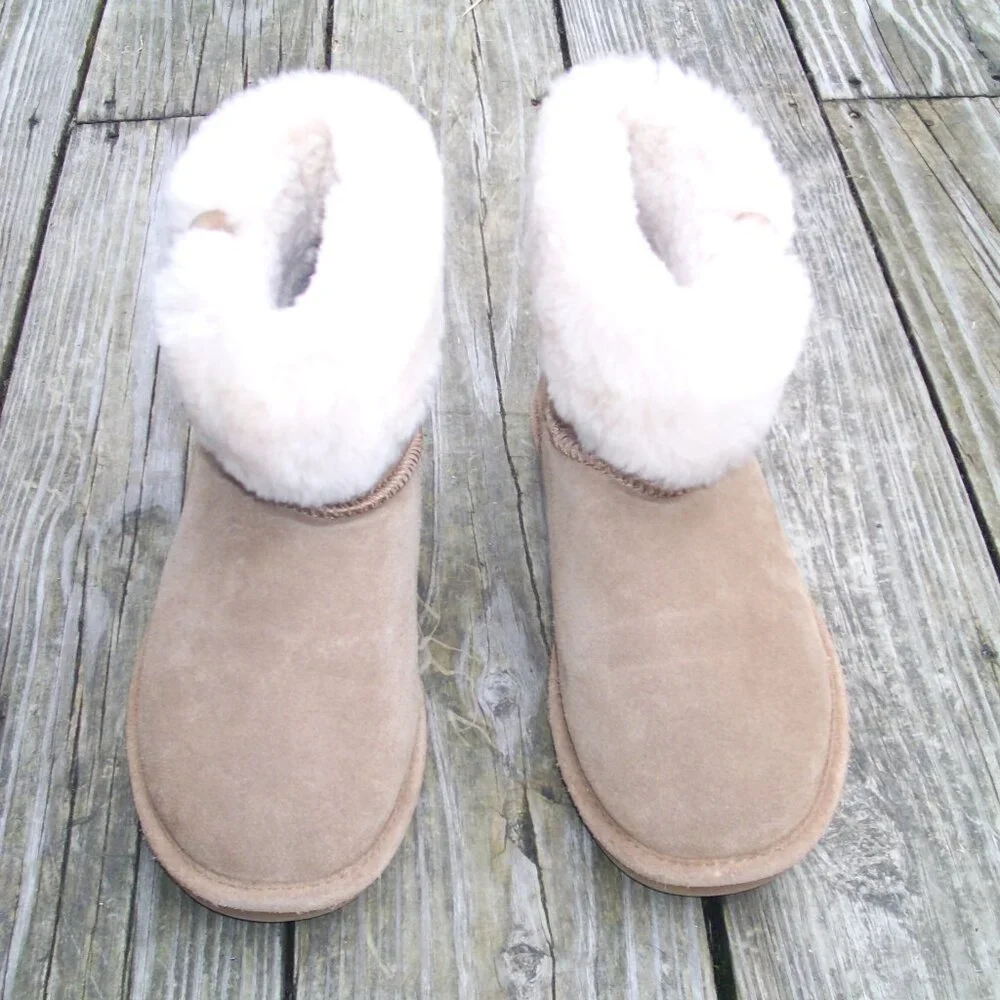 Like New! BearPaw Abby Suede Wool Snow Boots Size 7